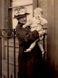 Blanche and her grandson, Charles Eliot Jauncey (c. 1926)