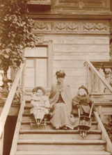 Eleanor and Jack Jauncey with Elizabeth Nana Sims, 1893 (Tsarskoe Selo, Russia)