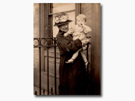 Edith Blanche Pringle (c. 1926, holding her grandson, Charles Eliot Jauncey)